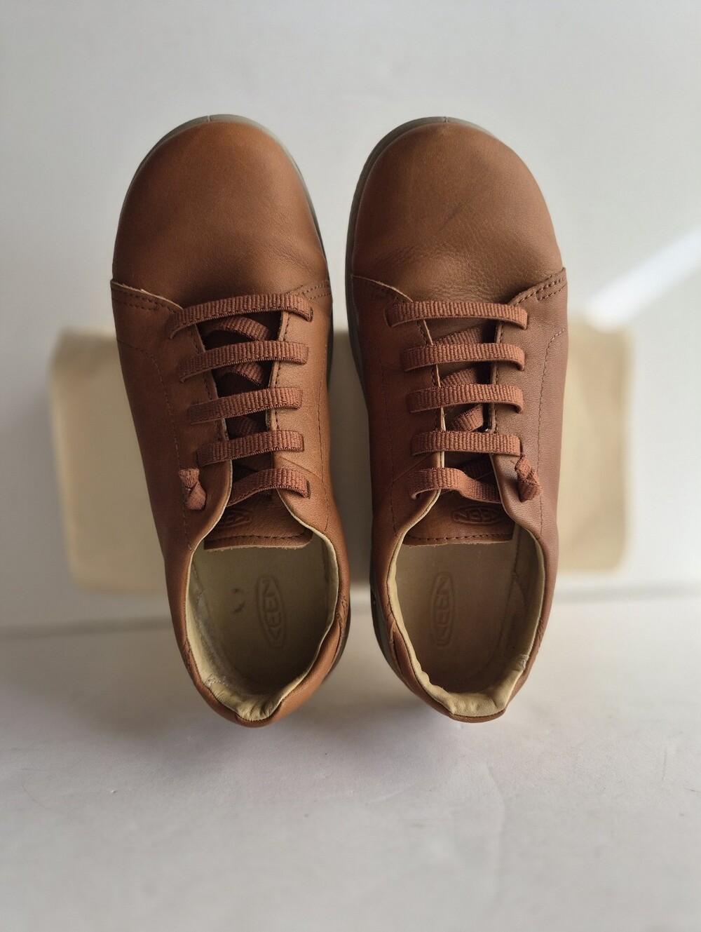KEEN KNX Lace Mens 9 EU 42 Brown Leather Sneaker Gorpcore Granola Minimalist